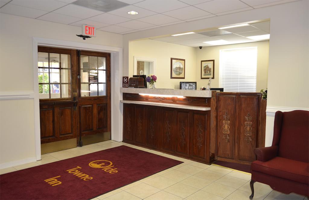 Olde Towne Inn Manassas Esterno foto